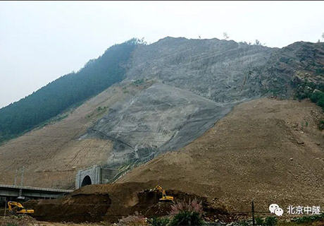 渝利铁路绿春坝隧道